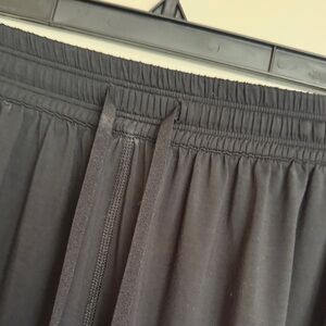Lululemon Black Modal Flowy Shorts Size 6